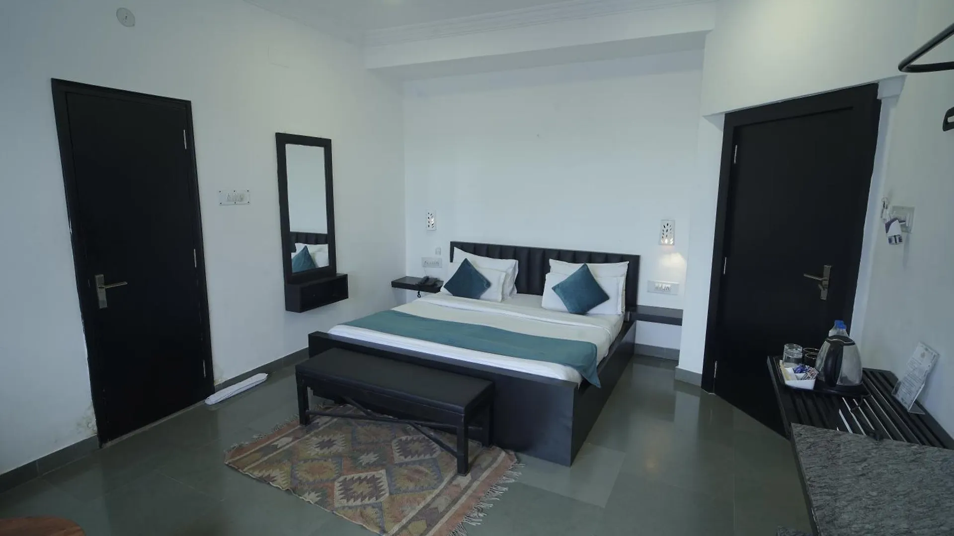 Hotel Banjara Retreat Udaipur