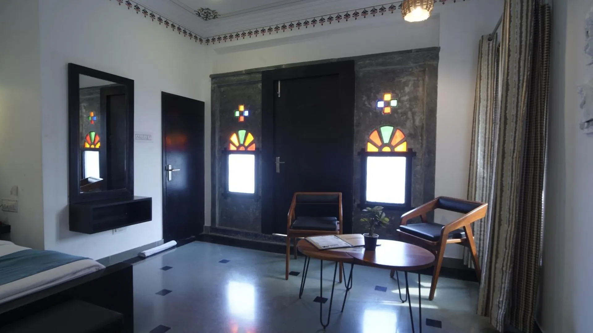 ***  Hotel Banjara Retreat Udaipur India