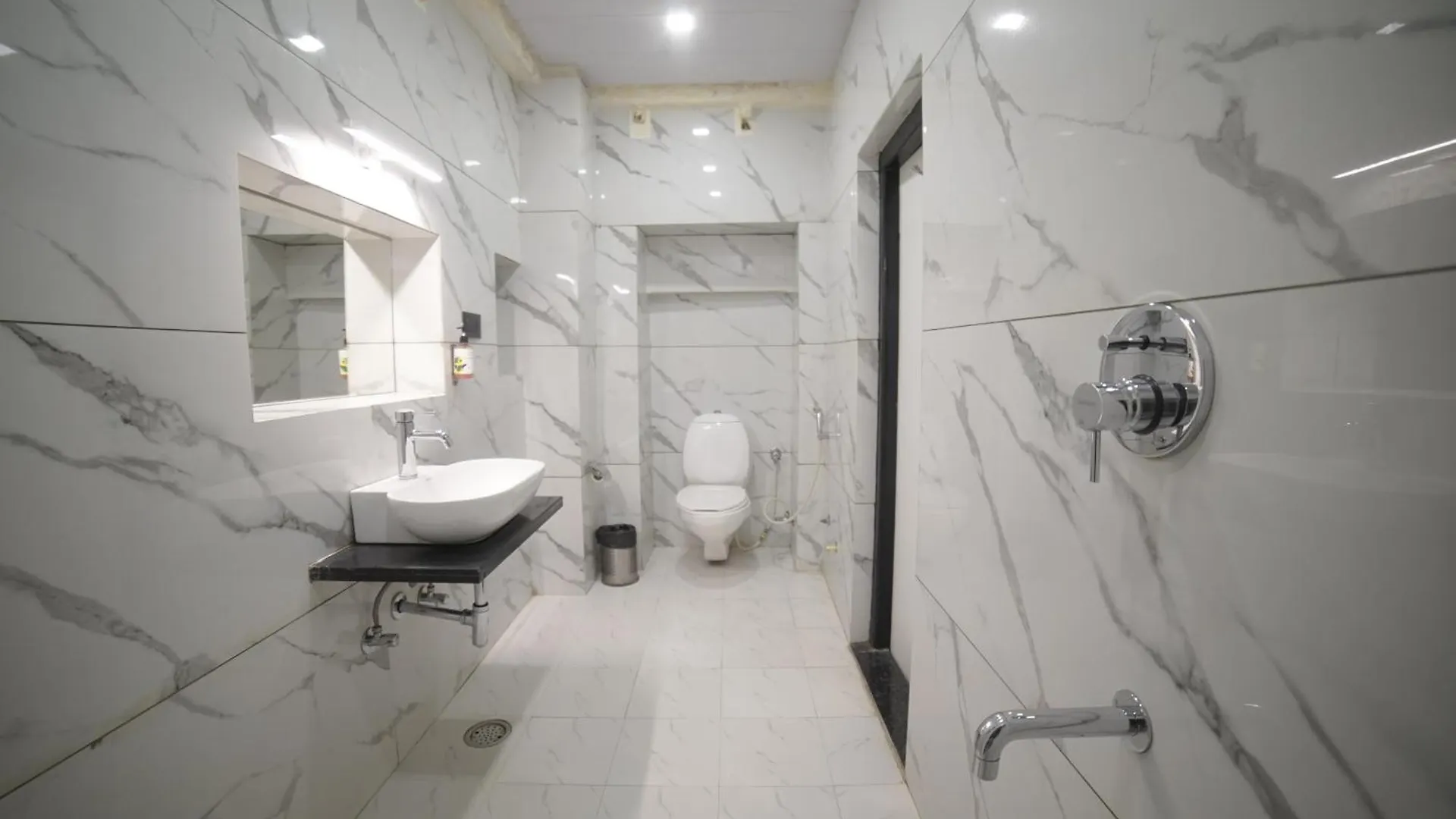 Hotel Banjara Retreat Udaipur